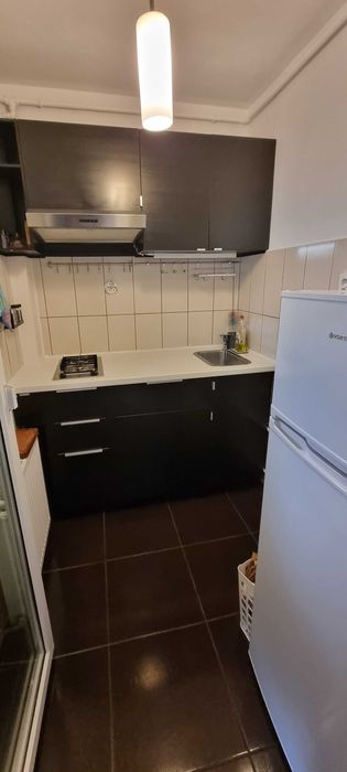 De închiriat garsoniră în cartierul Unirii