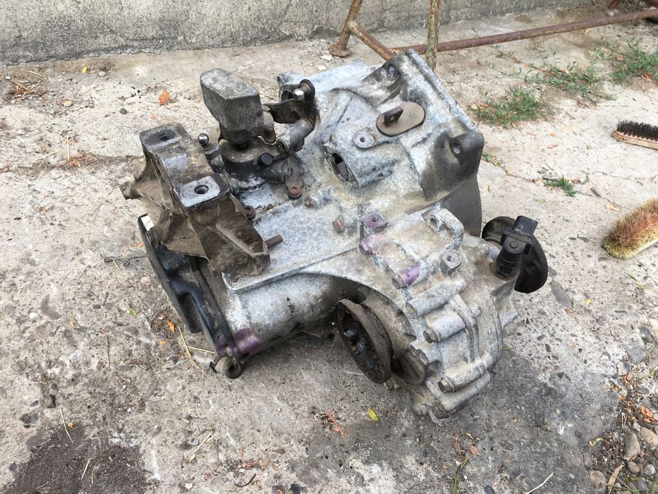 Cutie Viteze 5 Trepte Vw Golf4 Bora Skoda Octavia 1.9 Tdi Alh Agr 90Cp