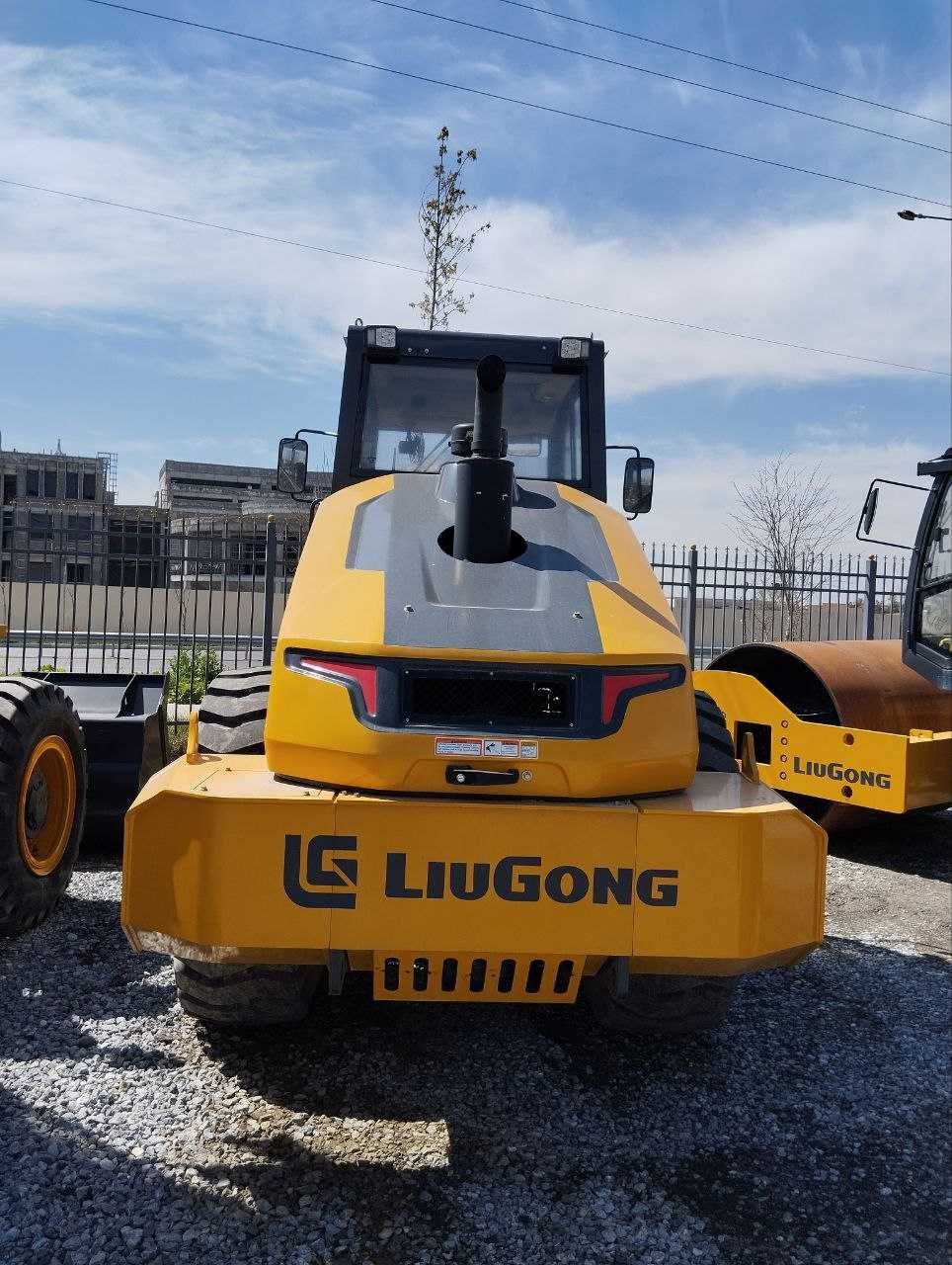 Йул каток LiuGong 16 тонн, вибрация механизмига 10 минг соат кафолат
