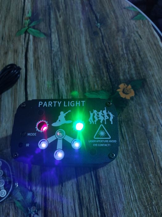 DJ Disco Laser за партита с вградена презареждаща се акумулаторна бате