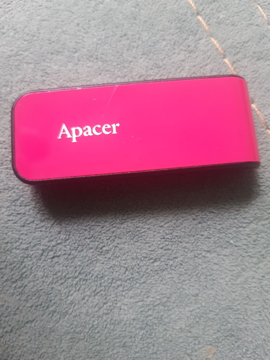 Продам USB флешку Apacer 64GB