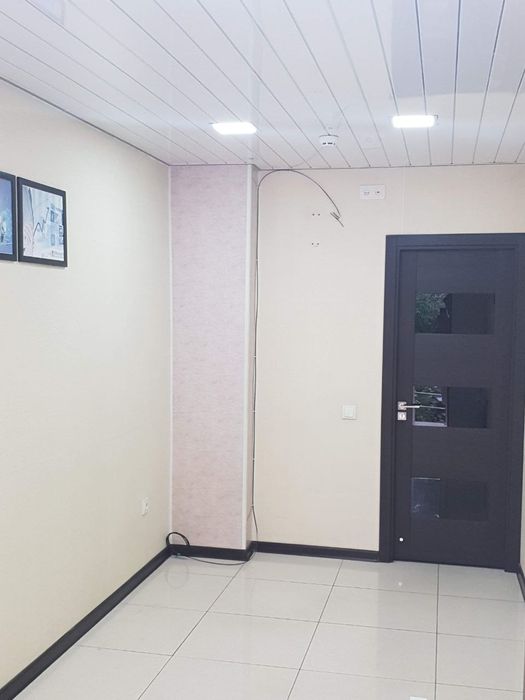 Сдам в аренду 4 х комн. коммерческое помещение на Ганге