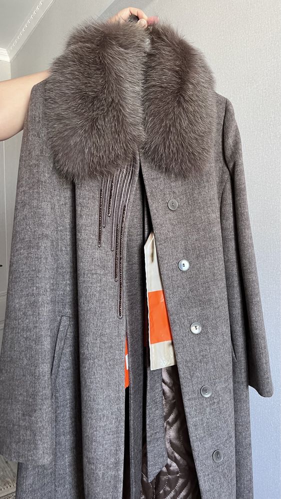 Женское пальто (!) новое