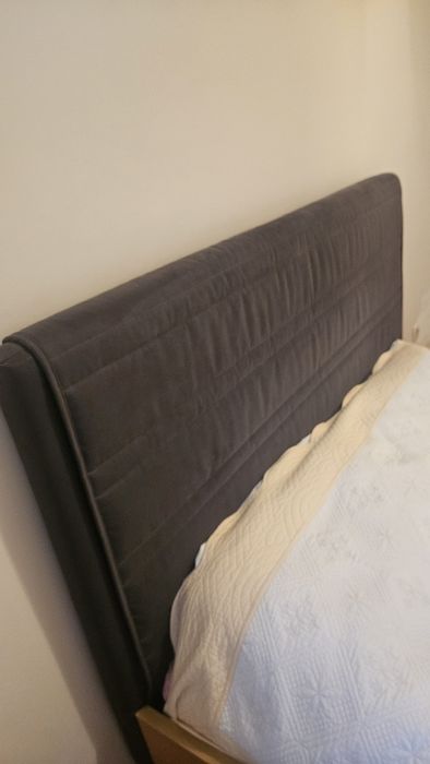 Легло 160/200 см – сива табла, рамка фурнир, отлично състояние