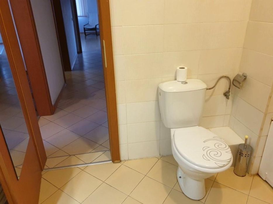 Дава се под наем Тристаен апартамент в София, Карпузица - 130 кв.м за 599 € - Снимка #4