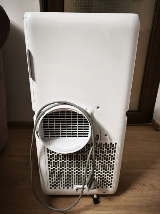 Aparat de climatizare portabil