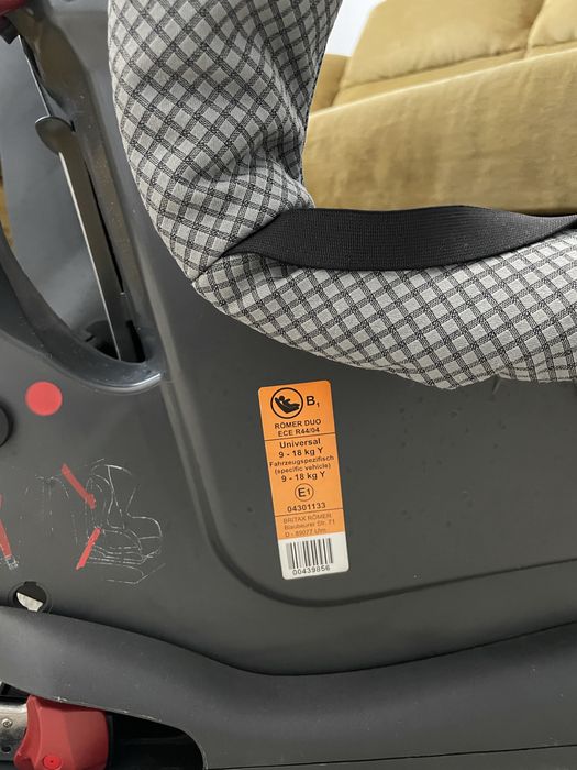 Scaun auto copii Britax Romer Duo, editia Volkswagen