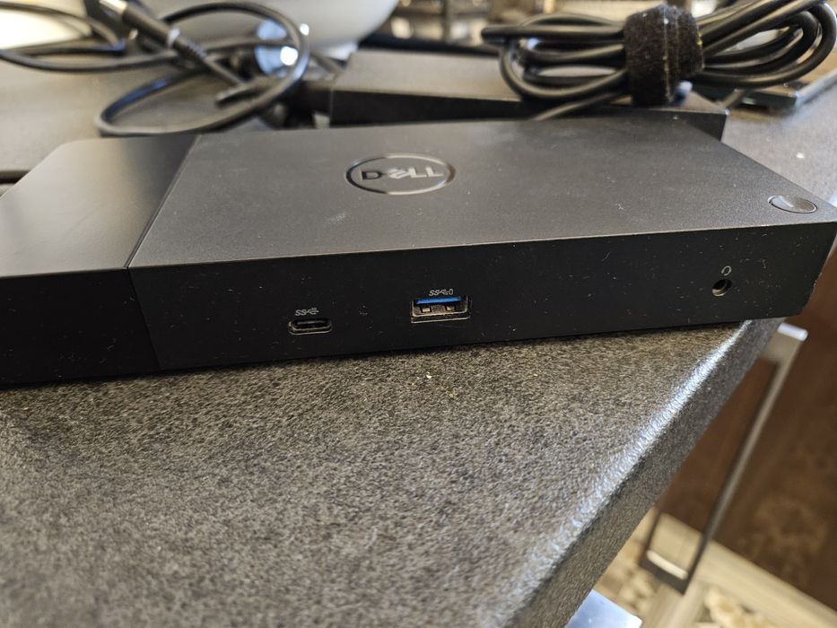Dock Dell WD19 compatibil Mac book