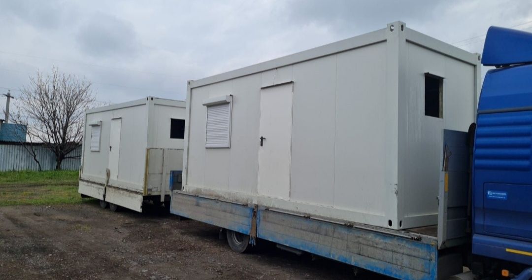 Vând containere modulare tip birou 6x2,4m