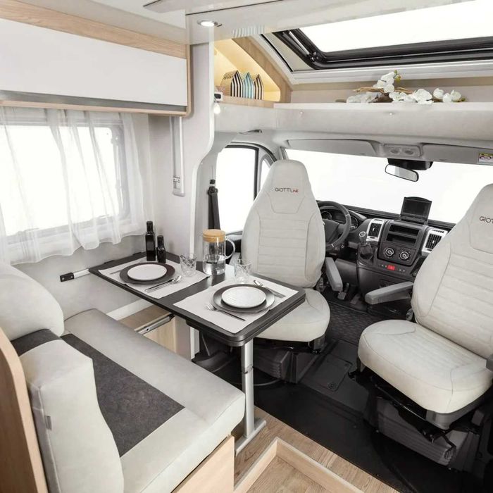 Inchiriere autorulota noua PEUGEOT GIOTTI LINE 330 - Deluxe