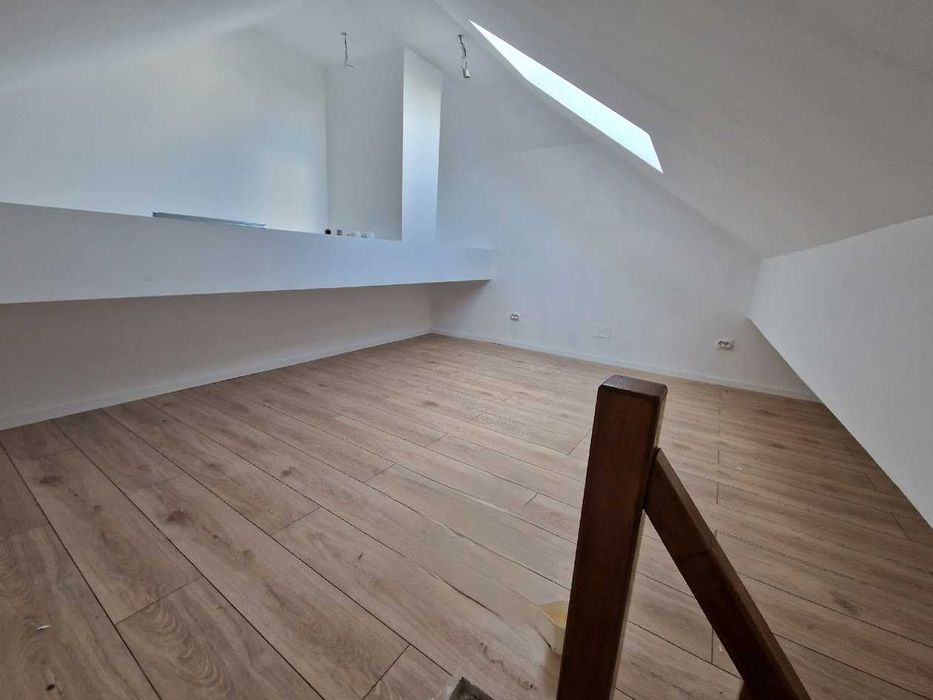 Parc Plumbuita et3, mansarda 92 mp util+ terasa+ depozit, 4 cam, 2 bai