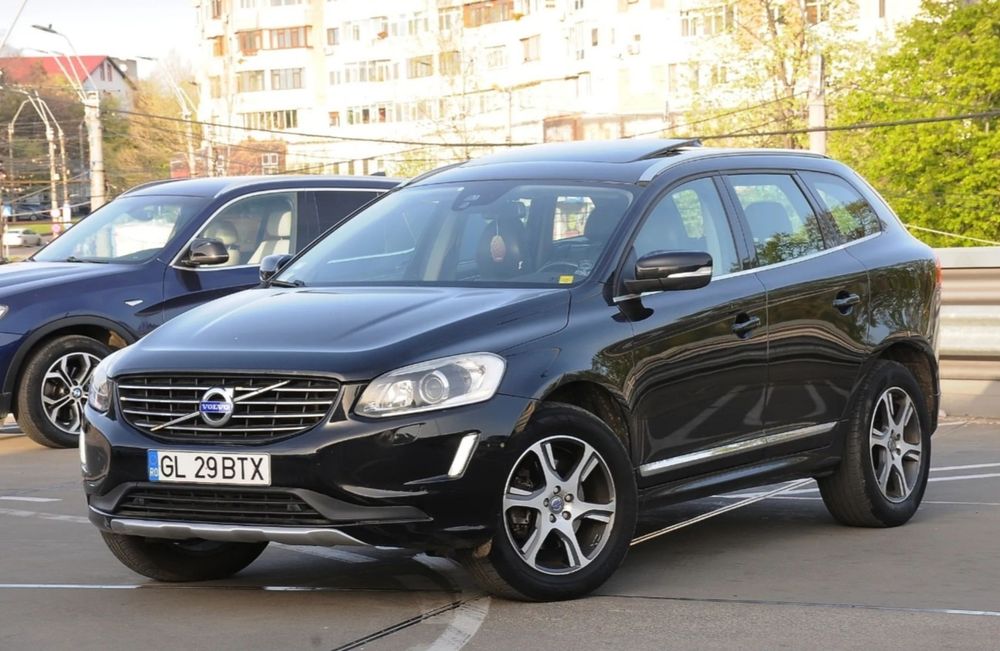 VOLVO XC60 D5, 215 cp distribuție schimbata in august , rulat 1000 km