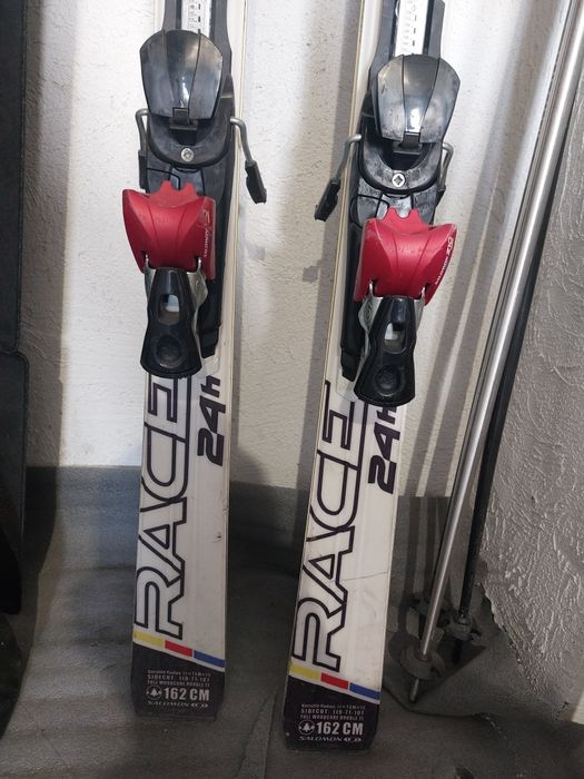Продавам 240лв Ски Salomon Powerline
