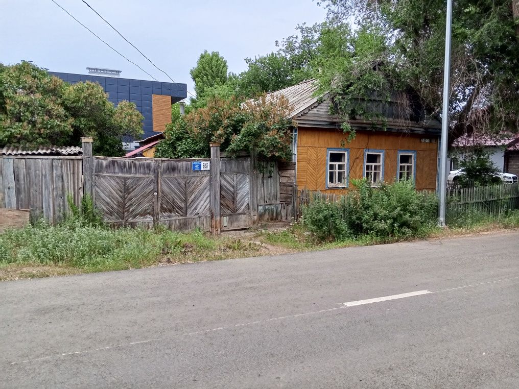 Отдам дом на разбор.