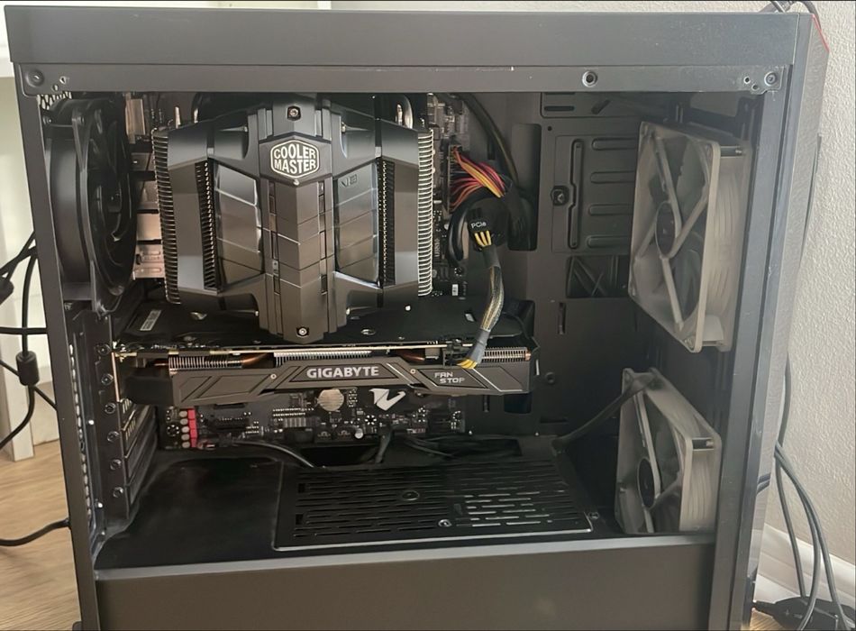PC Gaming i5-8600k , GTX 1070 , 32 GB Ram