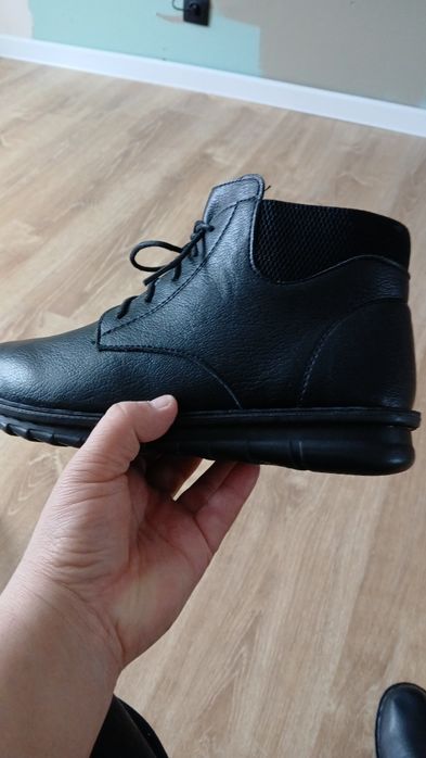 Продам срочно срочно обувь состояние  новое