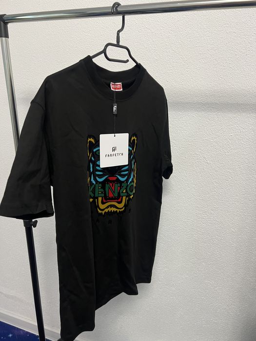 Tricouri diverse marci