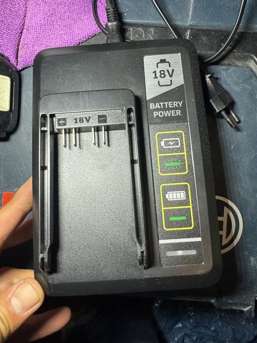 Incarcator nou Karcher 18v-2,5ah