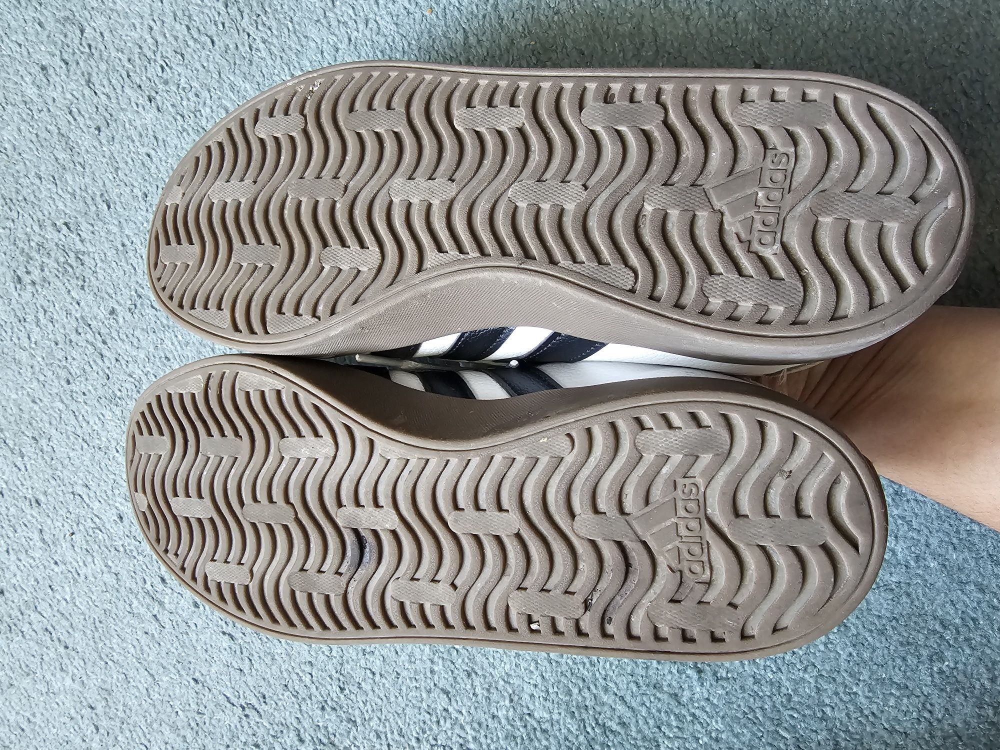 Adidas VI court 3.0 noi 39