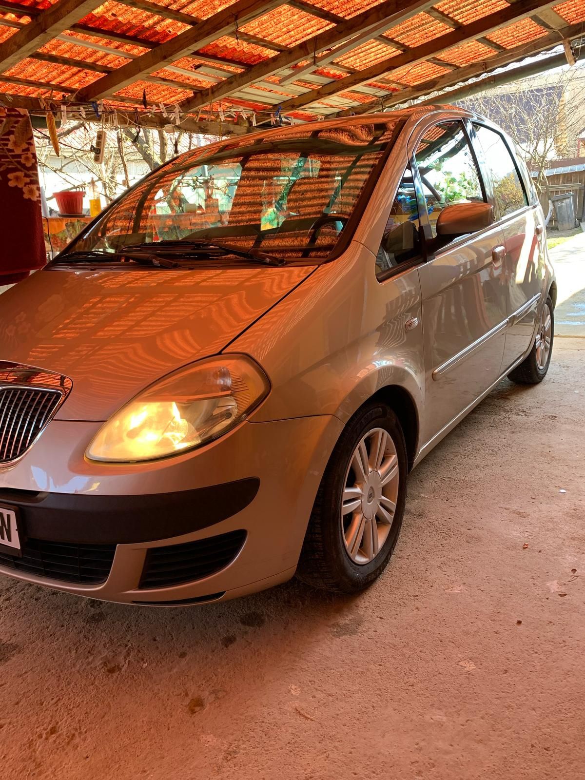 Lancia Musa 2004