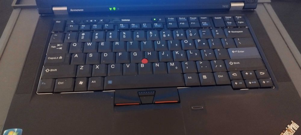 Lenovo Thinkpad T410 cu docking station ORIGINAL