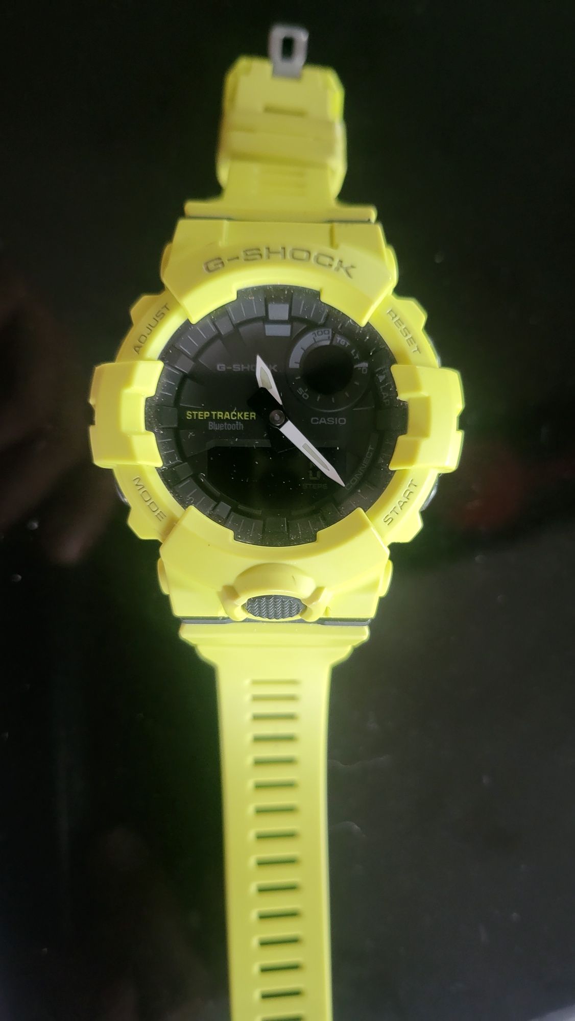 G-SHOCK часовник и още 3бр дамски CHANEL, Dkny и Kenneth Cole