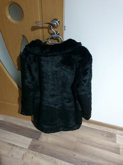 Blana dama neagra