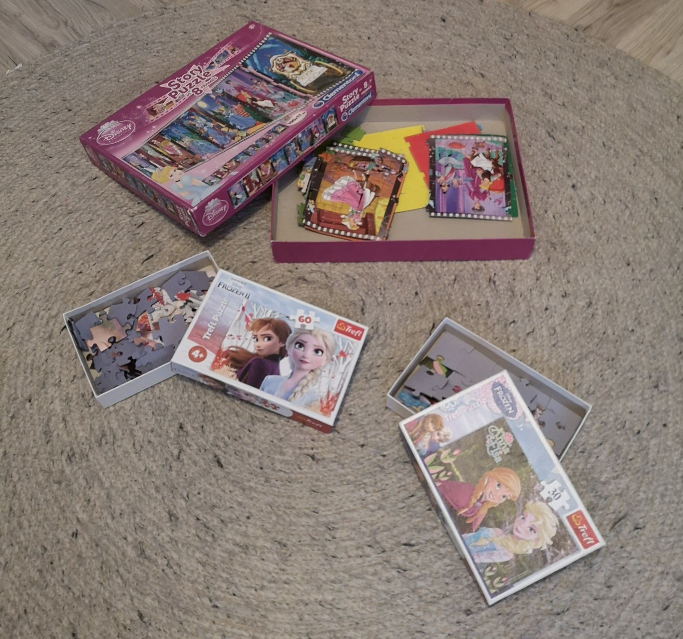 Lot jucarii/3 puzzle uri pentru fetite 3+, 4+ ani