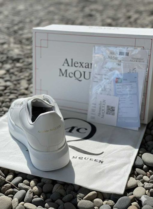 Adidasi Alexander Mc Q u e e n Alb - Full Box
