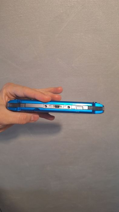Sony PSP 3000, Modat, 550 de jocuri, consola 9 in 1