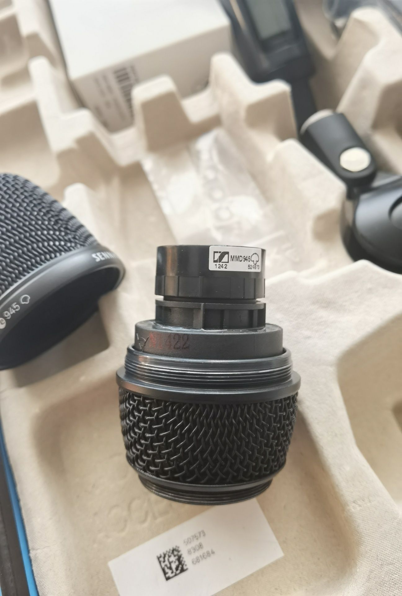 Вокален микрофон Зенхайзер EW 100 G4-945-S-B SENNHEISER PRO AUDIO EW 1