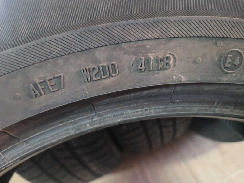 4 Barum R19 235/55/ 
зимни гуми 
DOT4118