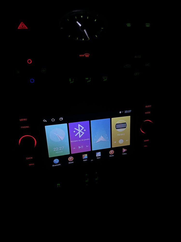 Navigatie touchscreen android dedicata Ford