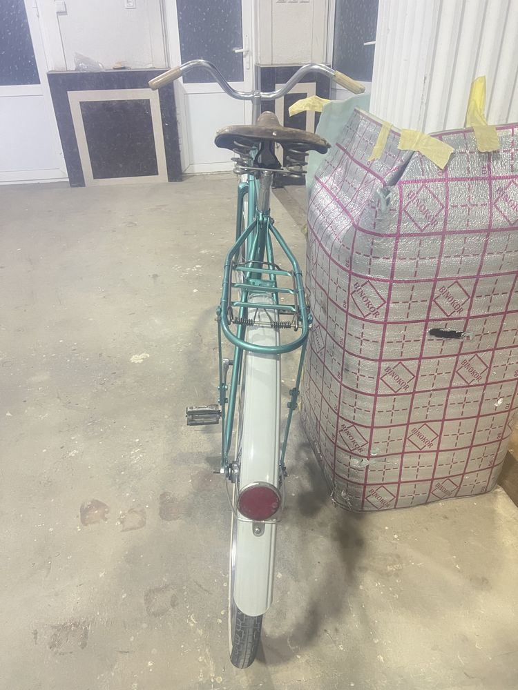 Velo ural sssr xolati yaxshi kraska qayta qilingan