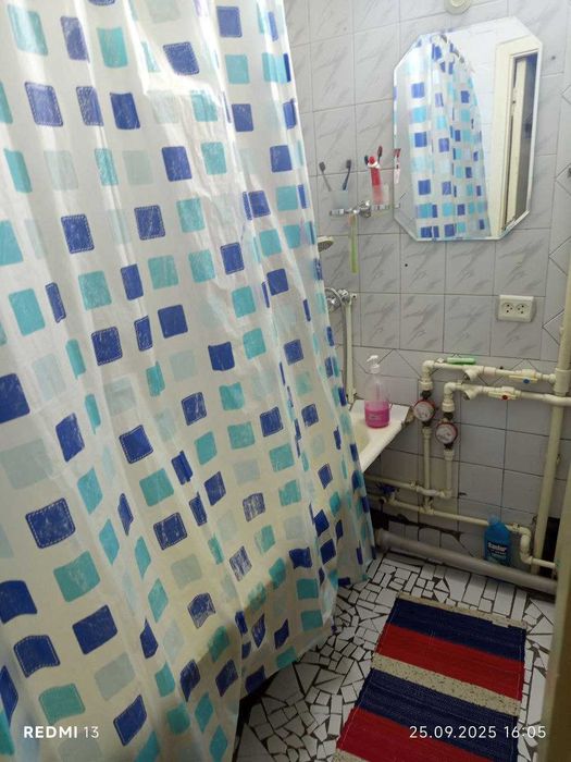 Чилонзор 23. 5 этажли домнинг  4  этажида 4 хонали хонадон сотаман.