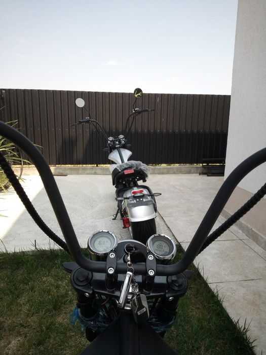 Scuter electric nou, 300km