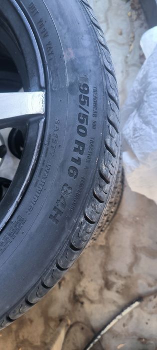 Шины с дисками  подходят на хондай