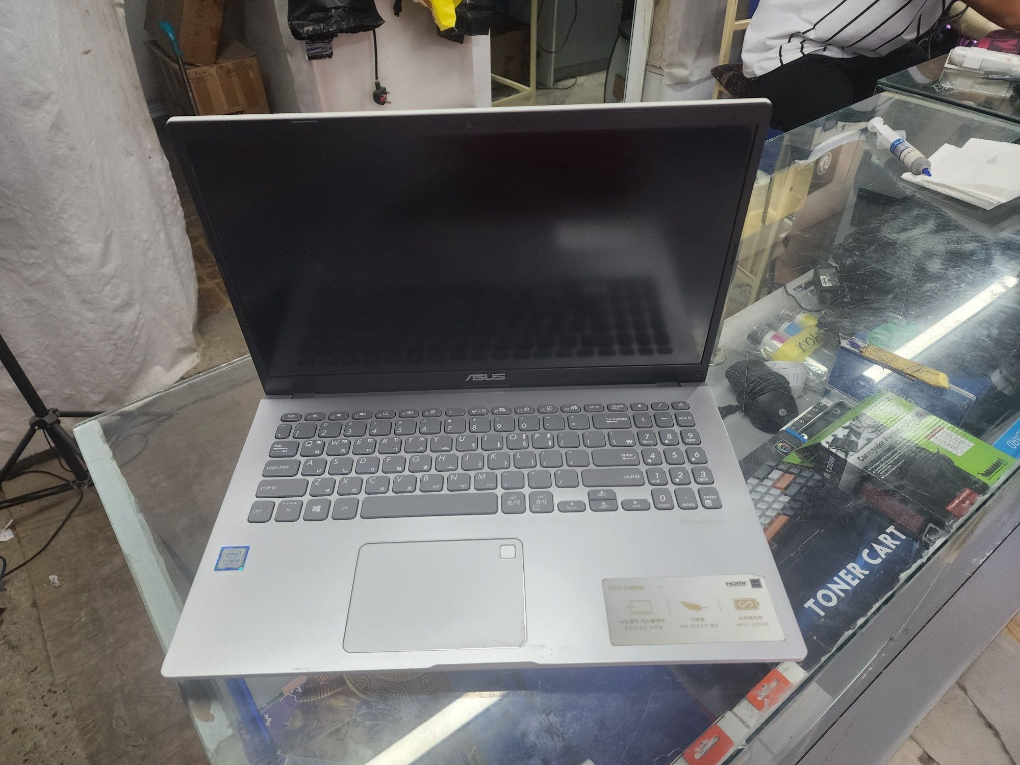 Продается ноутбук Asus