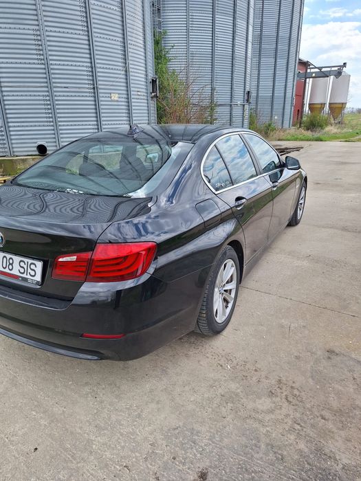 Vand Bmw F 10 km putini si reali