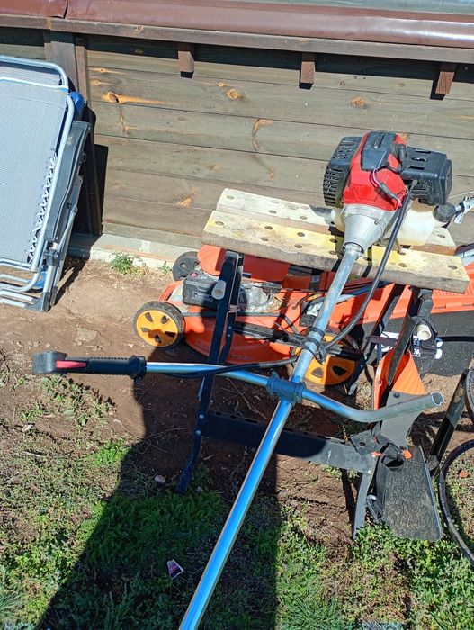 Бензинов тример за трева