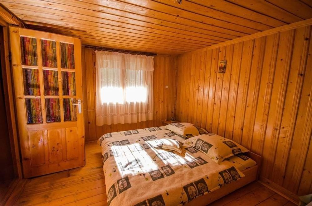 Inchiriez cabana revelion Moara de Padure judet Cluj