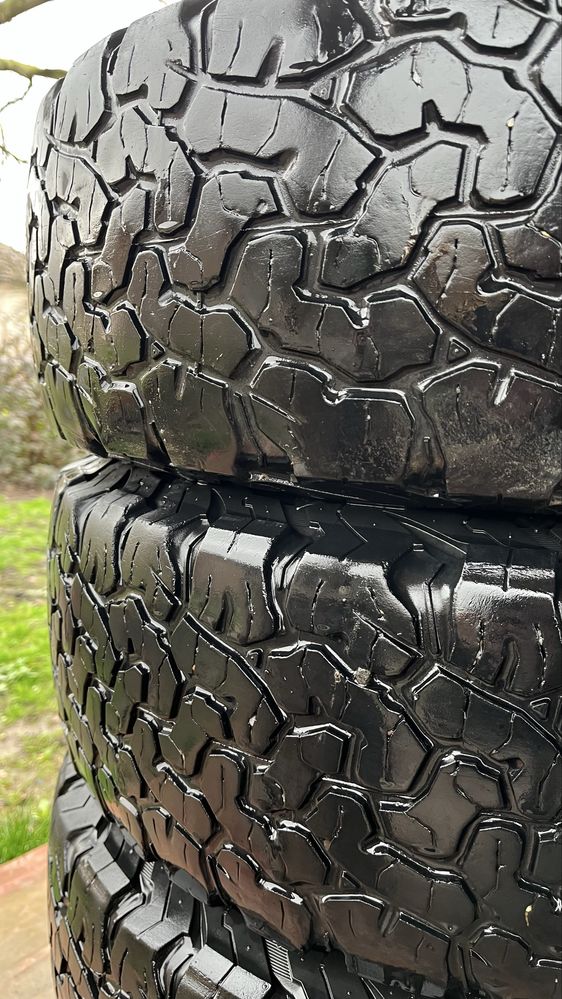 Vand anvelope off road bf goodrich at ko2 215/65R16