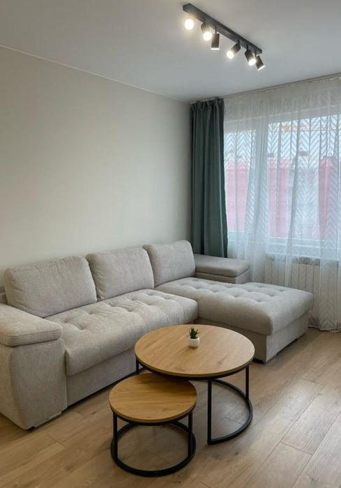 Дава се под наем Двустаен апартамент в Пловдив, Христо Смирненски - 78 кв.м за 459 € - Снимка #3