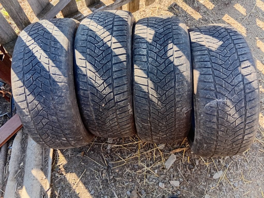 Продам четыре автошины