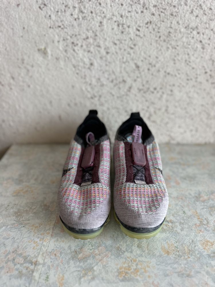 Nike Air Vapormax 2020 Flyknit, Violet Ash/ Black-Sunset Pulse, 40.5