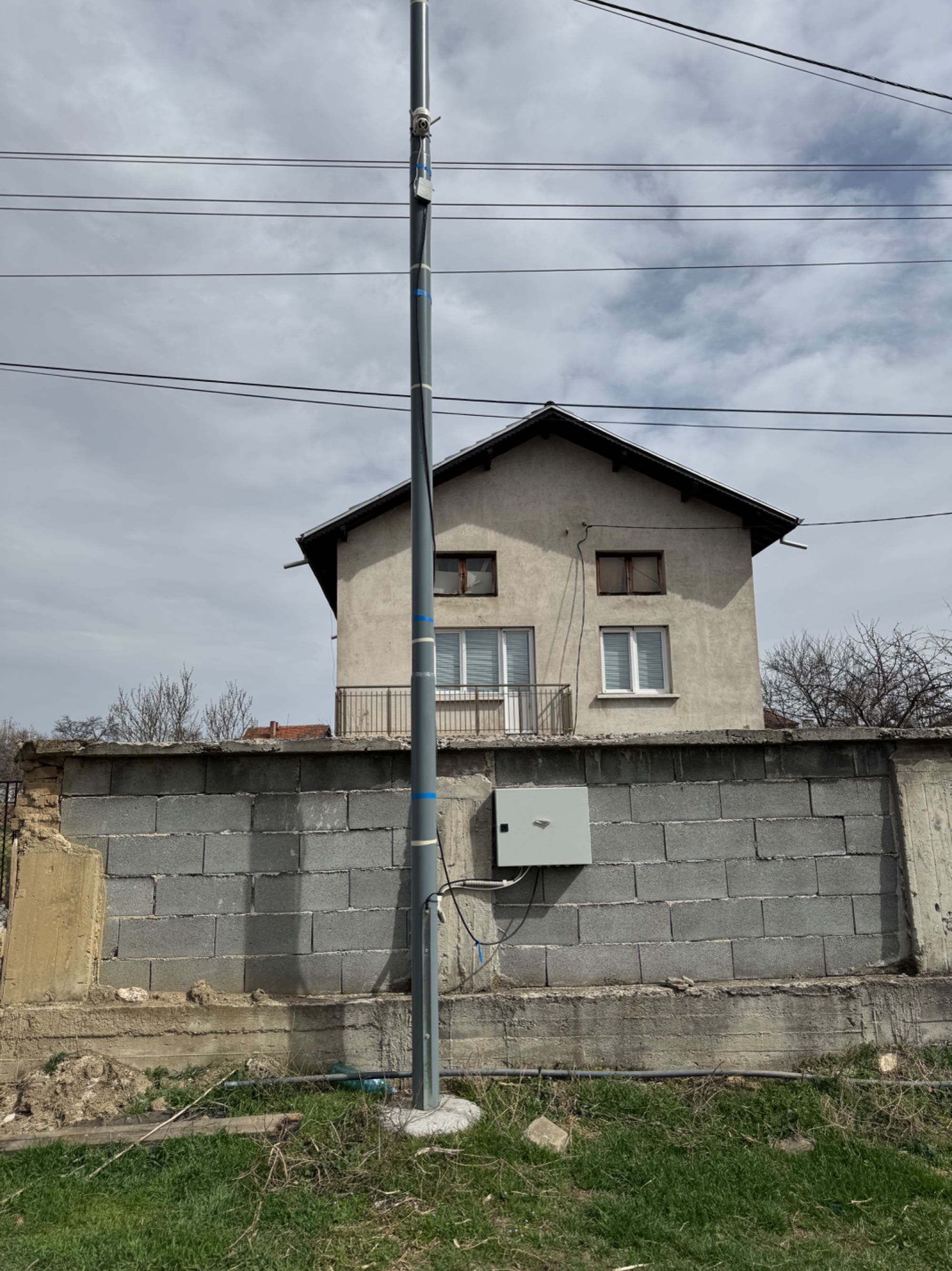 Дворно място в с. Мусачево. Регулация, Ток, Вода, Сонда.
