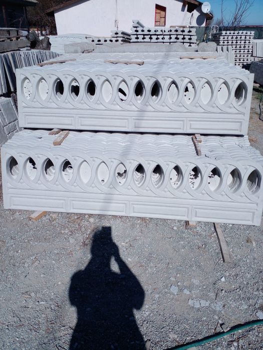 Plăci gard din beton