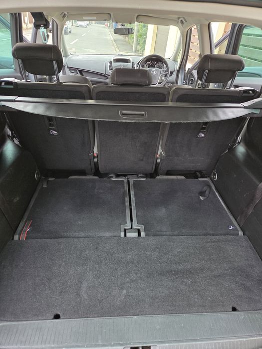 Opel Zafira 2.0 CDTI