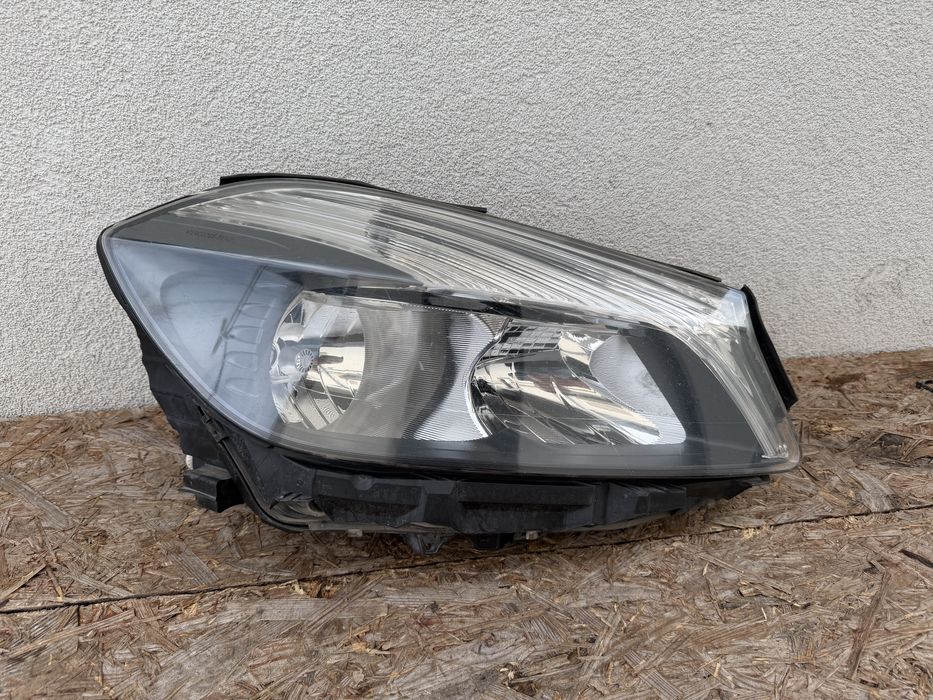 Far dreapta Mercedes A Class W176 Halogen Original Europa