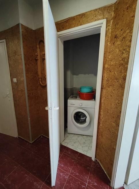 Дава се под наем Тристаен апартамент в Бургас, Център - 98 кв.м за 510 € - Снимка #7